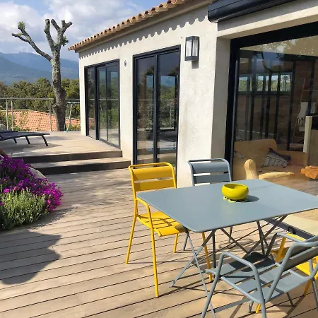 A Camerina ゲストハウス 4*