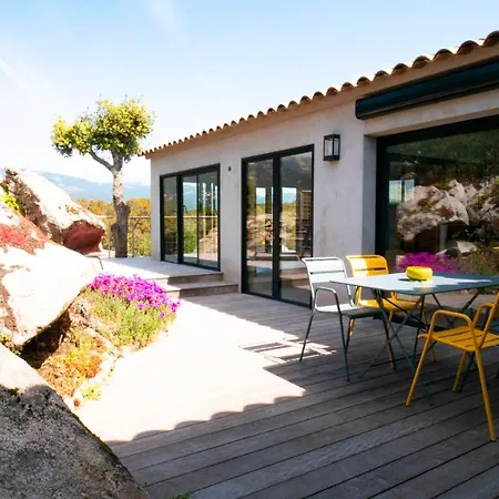 ゲストハウス A Camerina ソエッタ