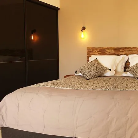 ゲストハウス A Camerina ソエッタ