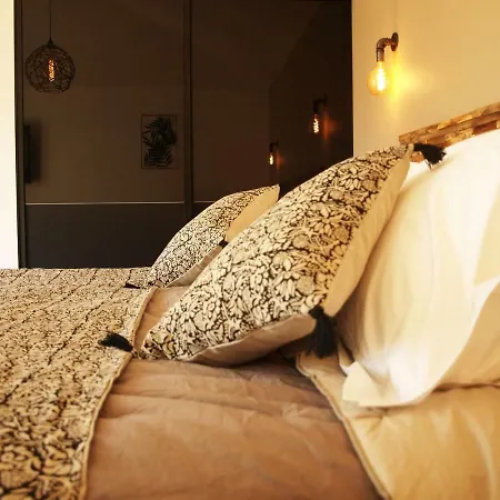 ゲストハウス A Camerina ソエッタ