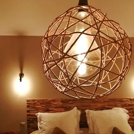 ゲストハウス A Camerina ソエッタ